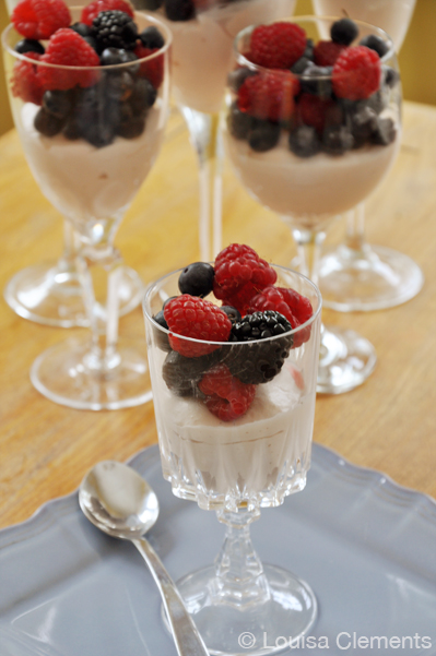 Lemon raspberry fouls in a jar