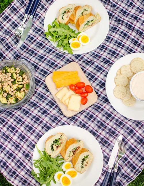 An antipasti sandwich is the perfect packable sandwich for a picnic. | livinglou.com #whatscooking