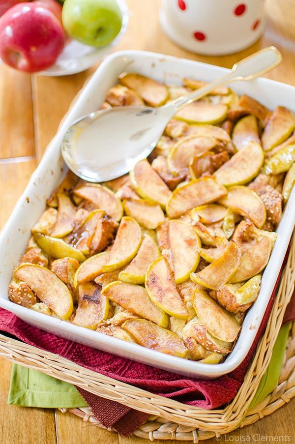 A simple and delicious brunch for fall, baked apple french toast will please any crowd. | www.livinglou.com