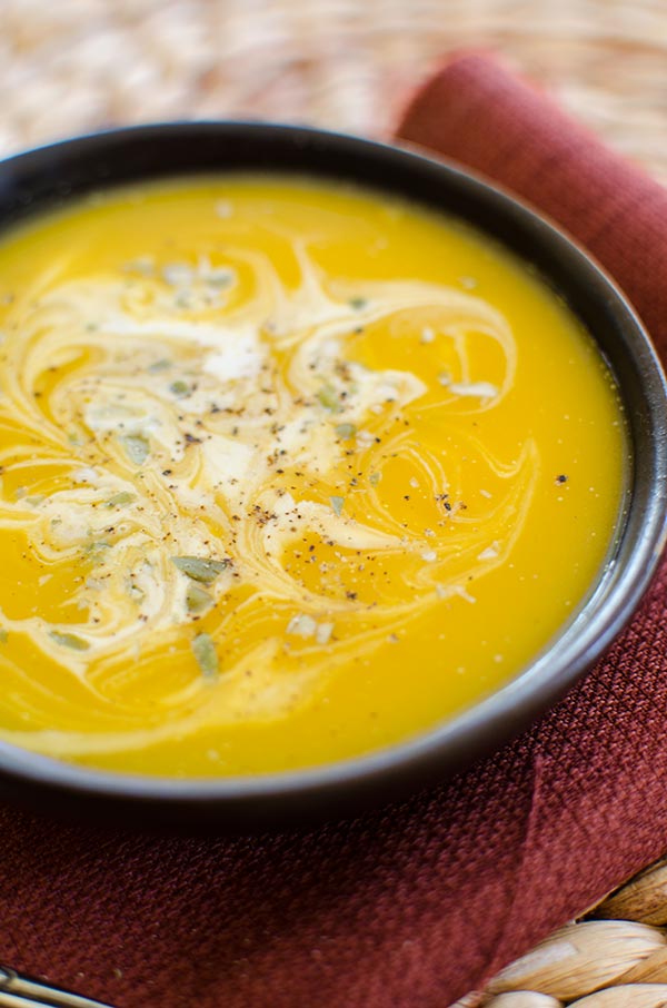 Quick five ingredient butternut squash soup. | Livinglou.com