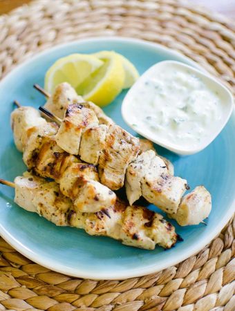 An authentic recipe for juicy Greek chicken souvlaki with garlic and lemon juice. | livinglou.com