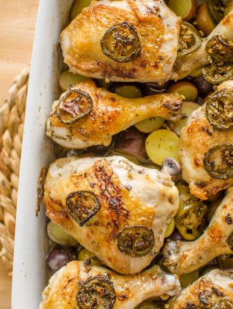 This recipe for balsamic jalapeno roasted chicken and potatoes is the ultimate comforting dinner recipe. | livinglou.com