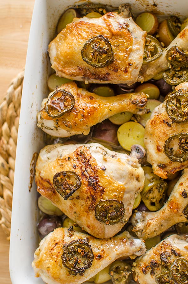 This recipe for balsamic jalapeno roasted chicken and potatoes is the ultimate comforting dinner recipe. | livinglou.com