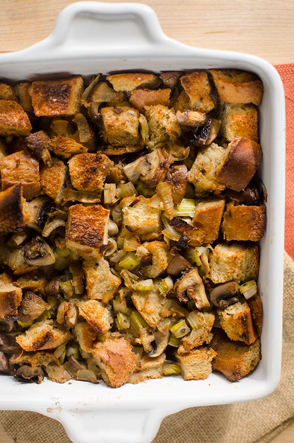 Small batch vegetarian stuffing with mushrooms is the perfect simple stuffing recipe to make for a small Thanksgiving gathering. | livinglou.com