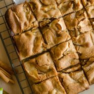 Apple blondies
