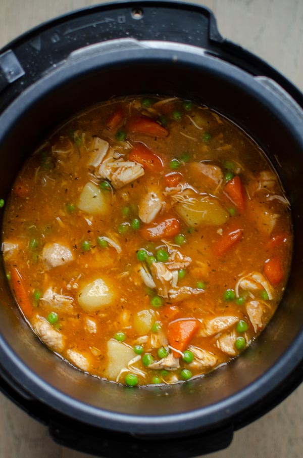 Pressure cooker chicken stew in the Hamilton Beach multicooker.