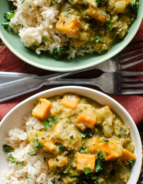 Sweet potato and lentil curry in bowls